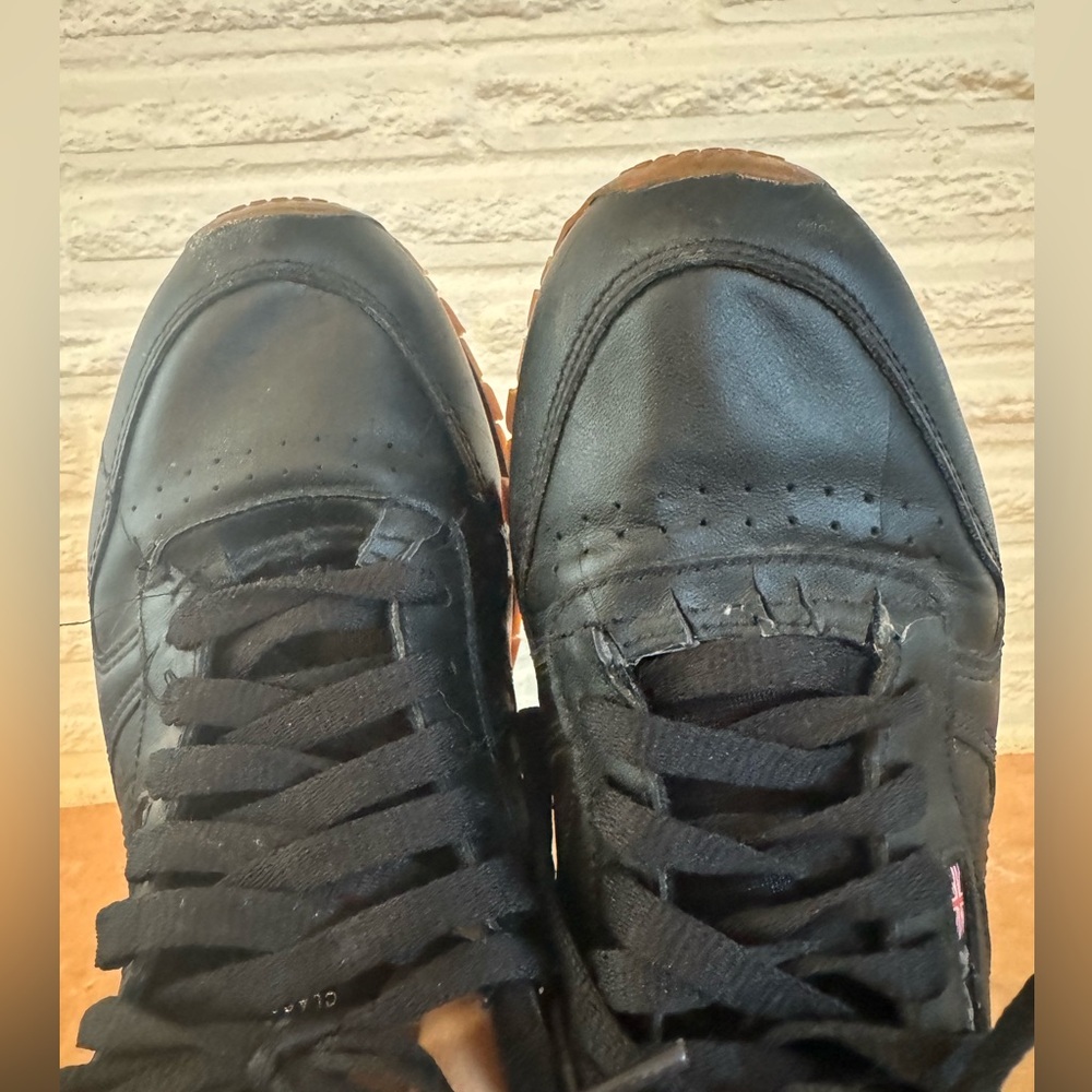Reebok classic black leather sneakers - Picture 2 of 12